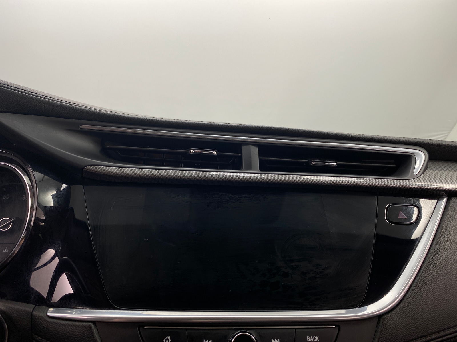 Thumbnail: 2020 Buick Encore GX - 3