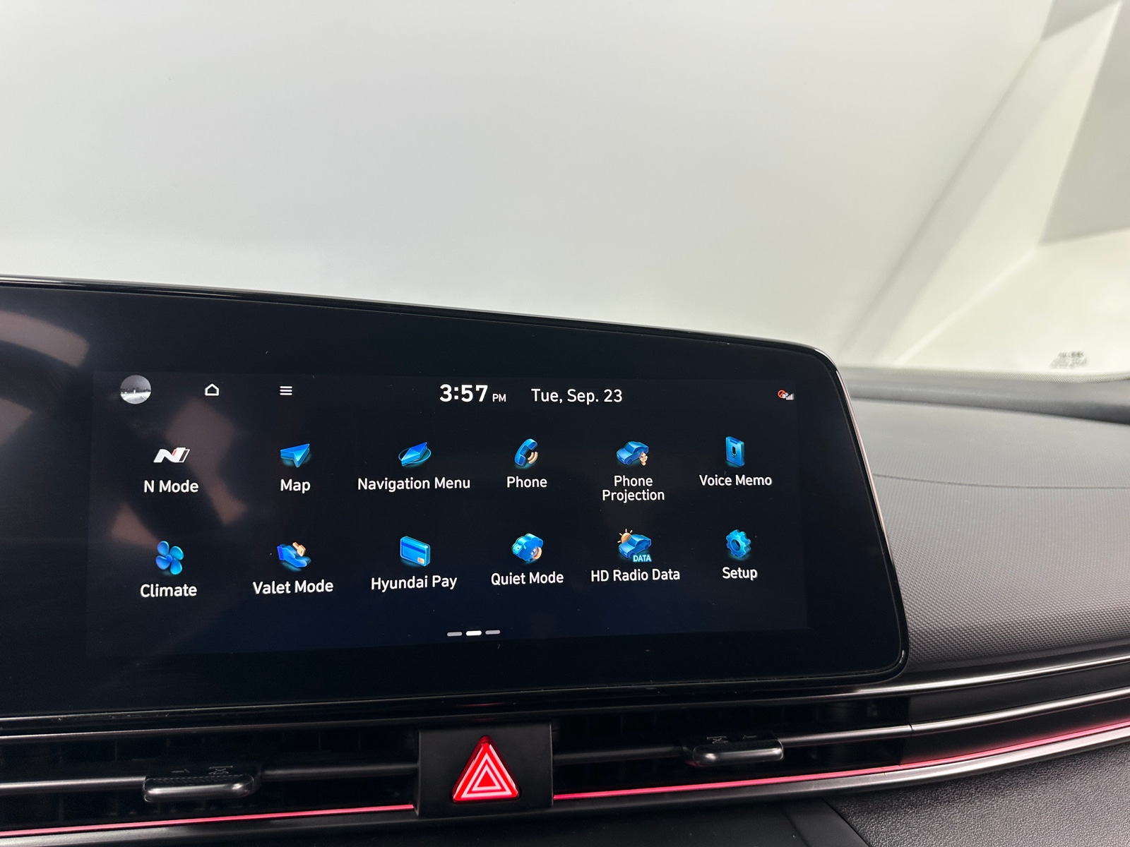 Thumbnail: 2023 Hyundai Elantra - 4