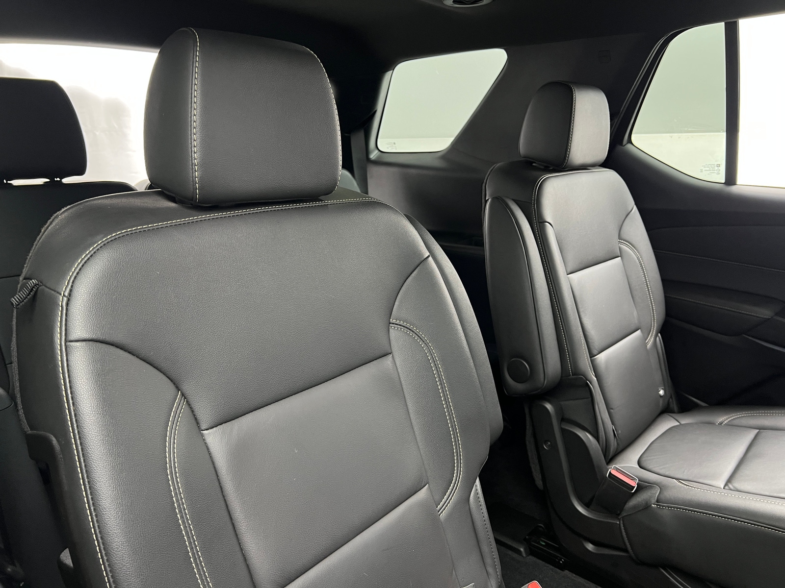Thumbnail: 2022 Chevrolet Traverse - 5