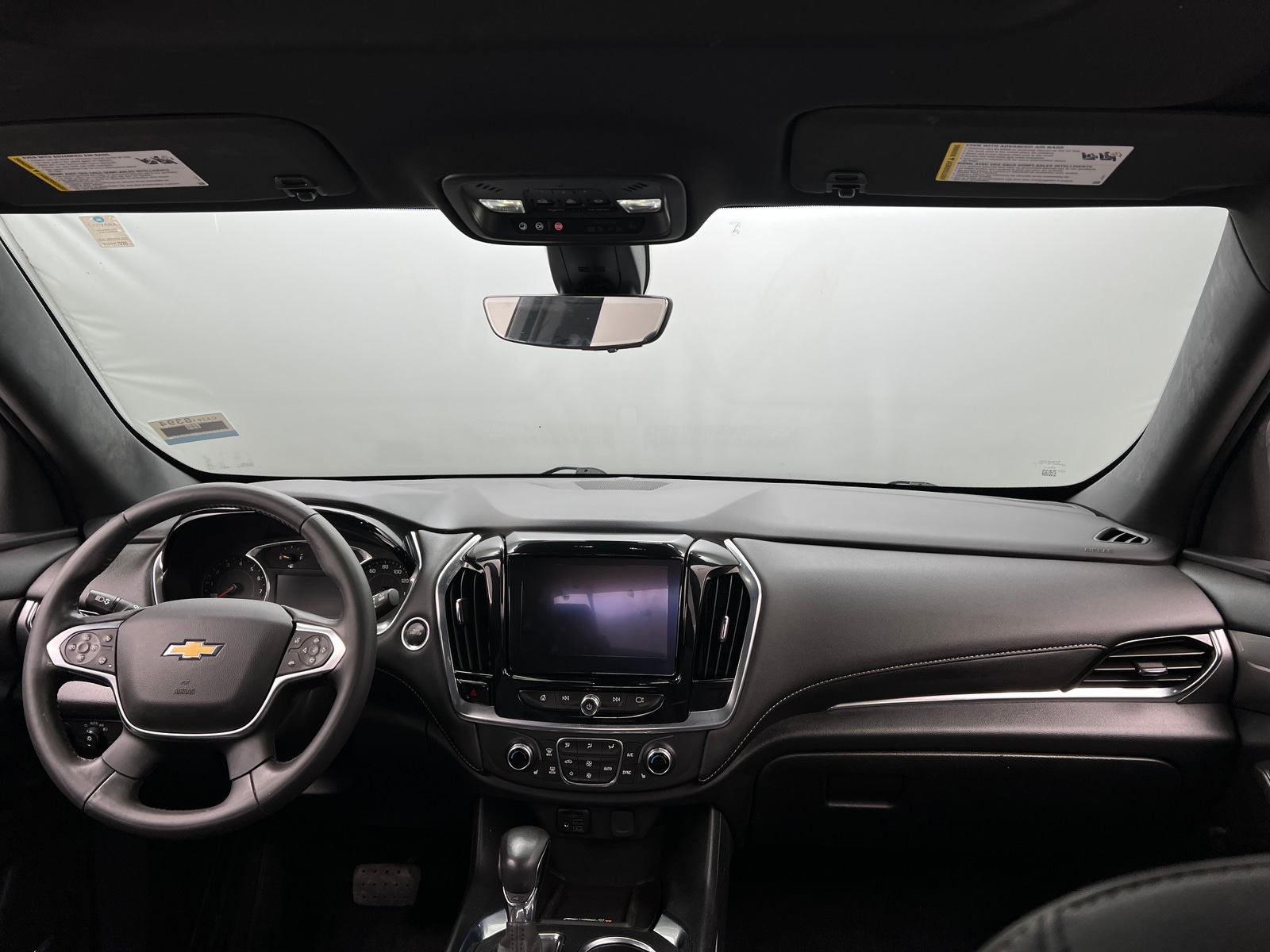 Thumbnail: 2022 Chevrolet Traverse - 2