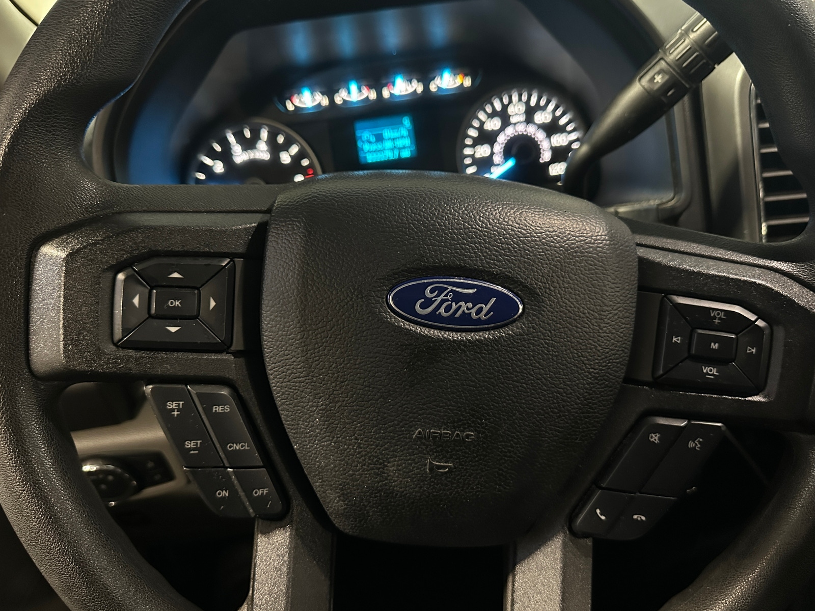Thumbnail: 2018 Ford Econoline - 5