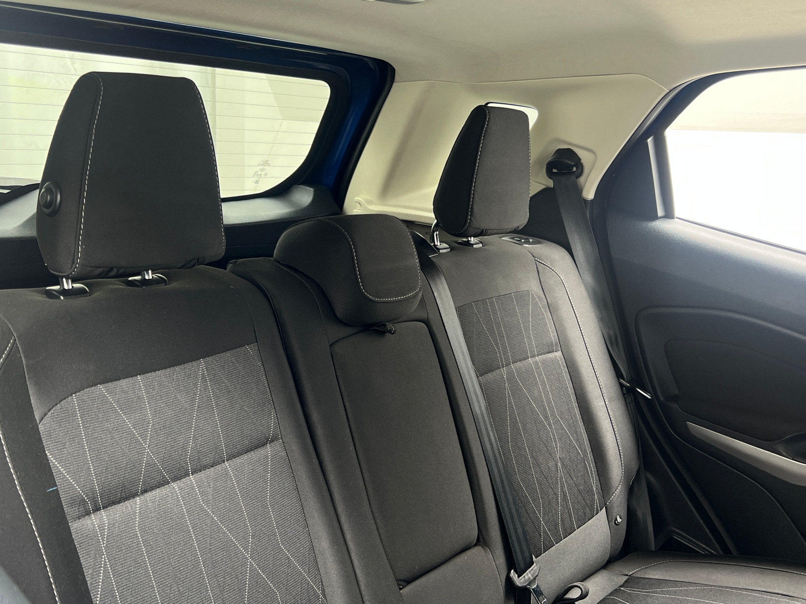 Thumbnail: 2018 Ford EcoSport - 6