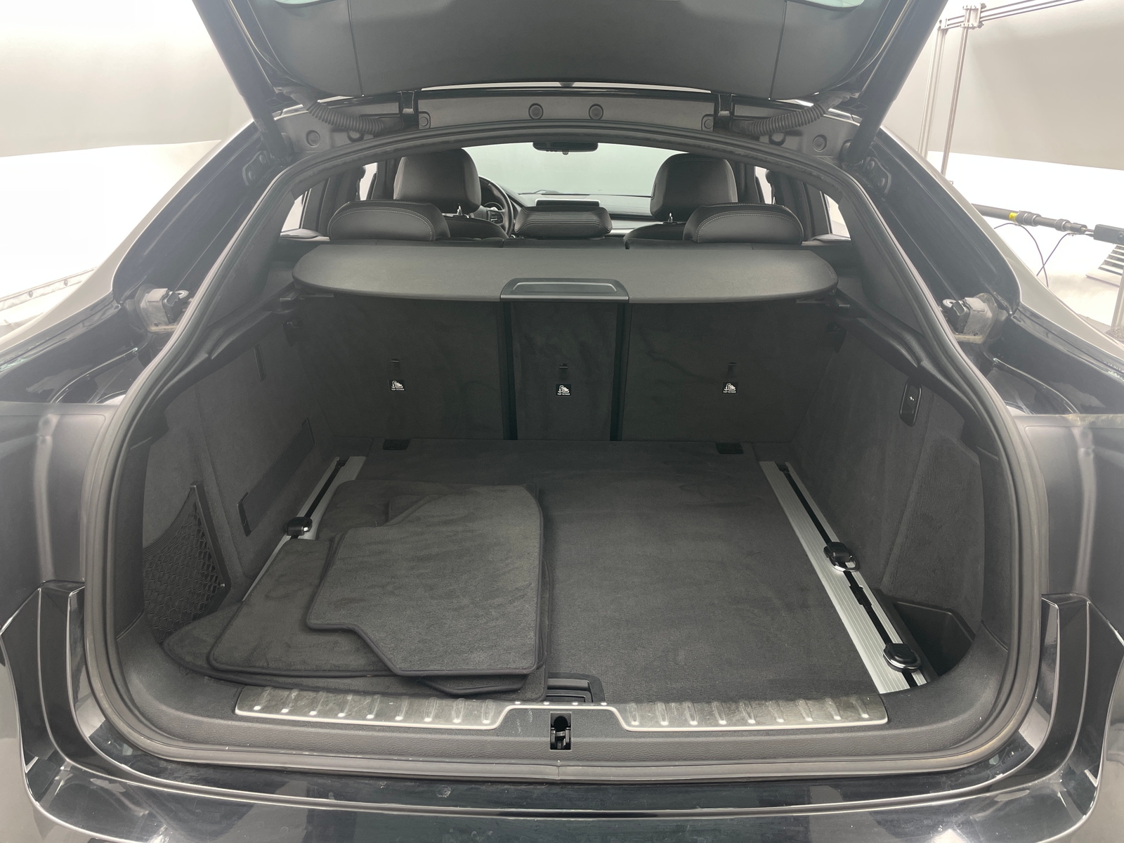 Thumbnail: 2019 BMW X6 - 6