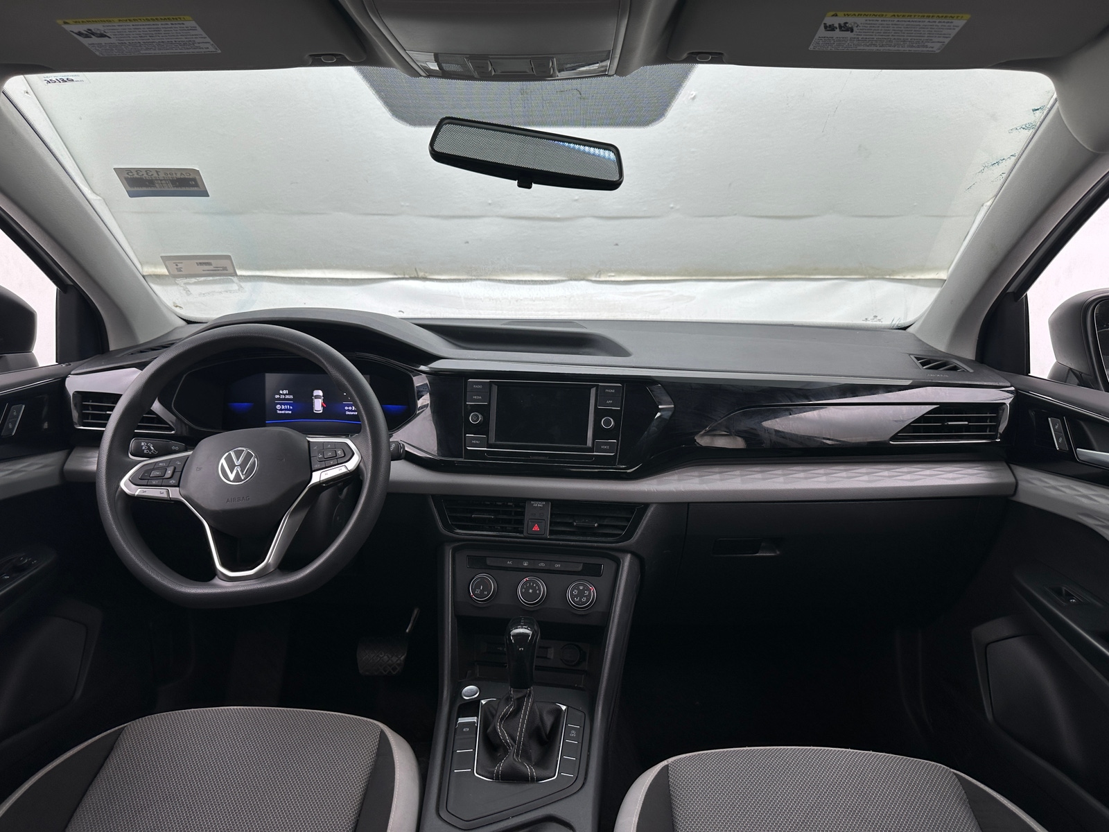 Thumbnail: 2022 Volkswagen Taos - 3