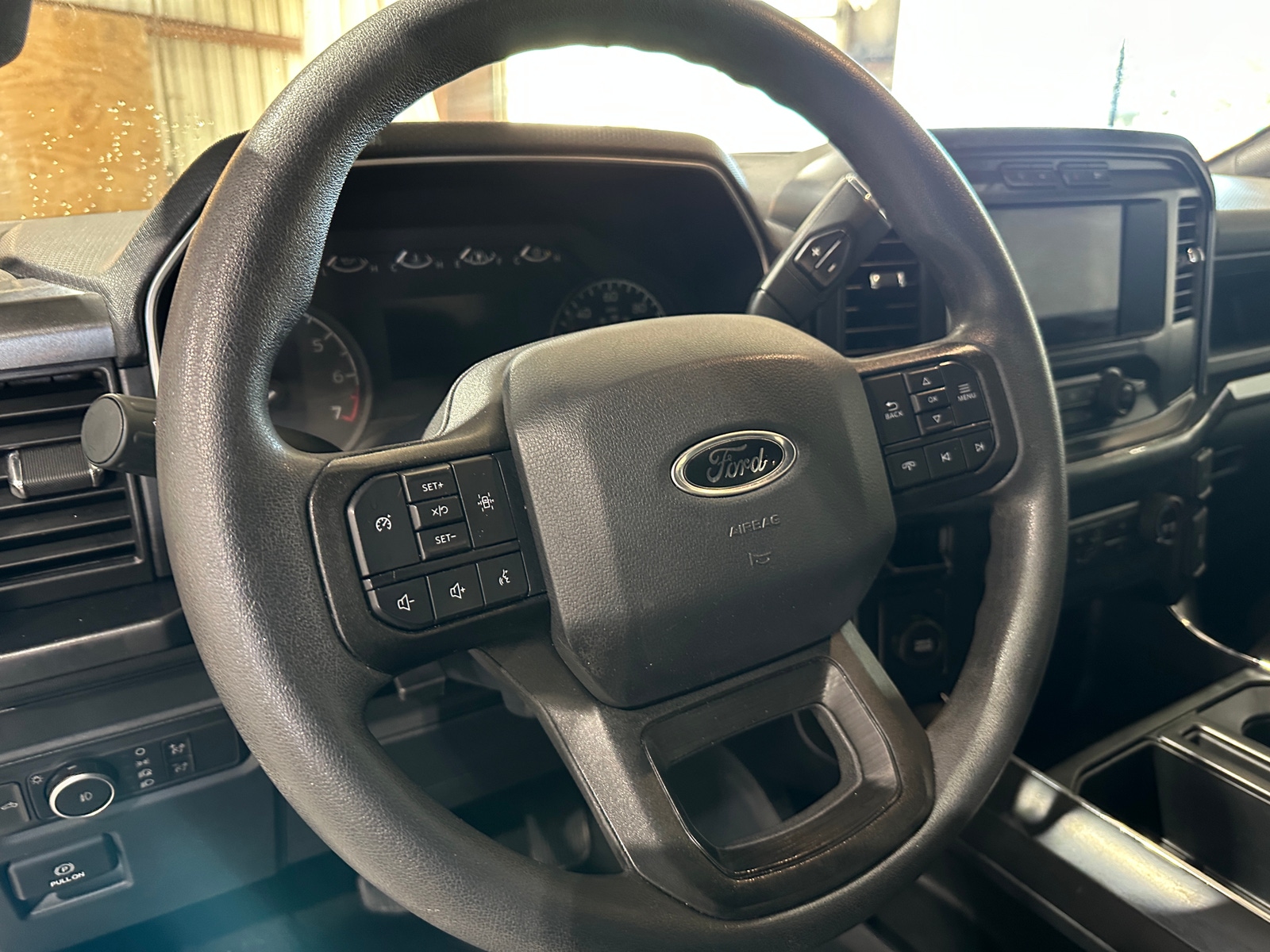 Thumbnail: 2022 Ford Econoline - 5
