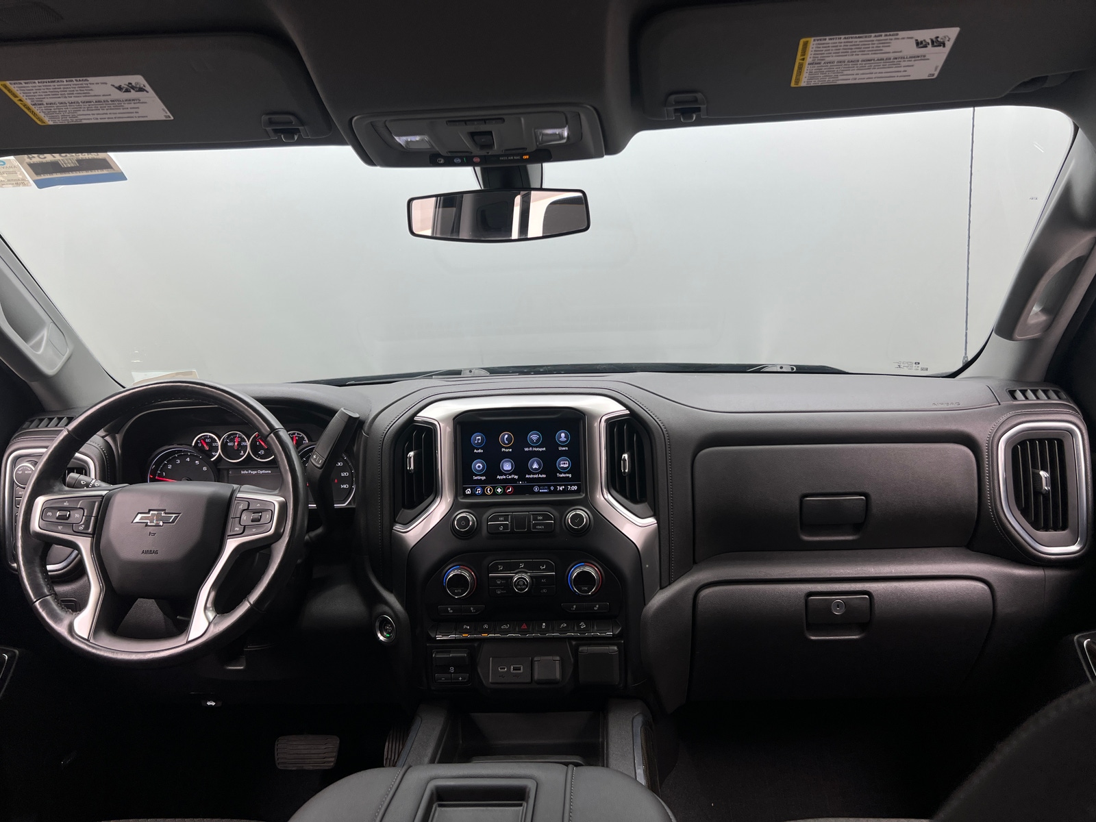 Thumbnail: 2021 Chevrolet Silverado 1500 - 3