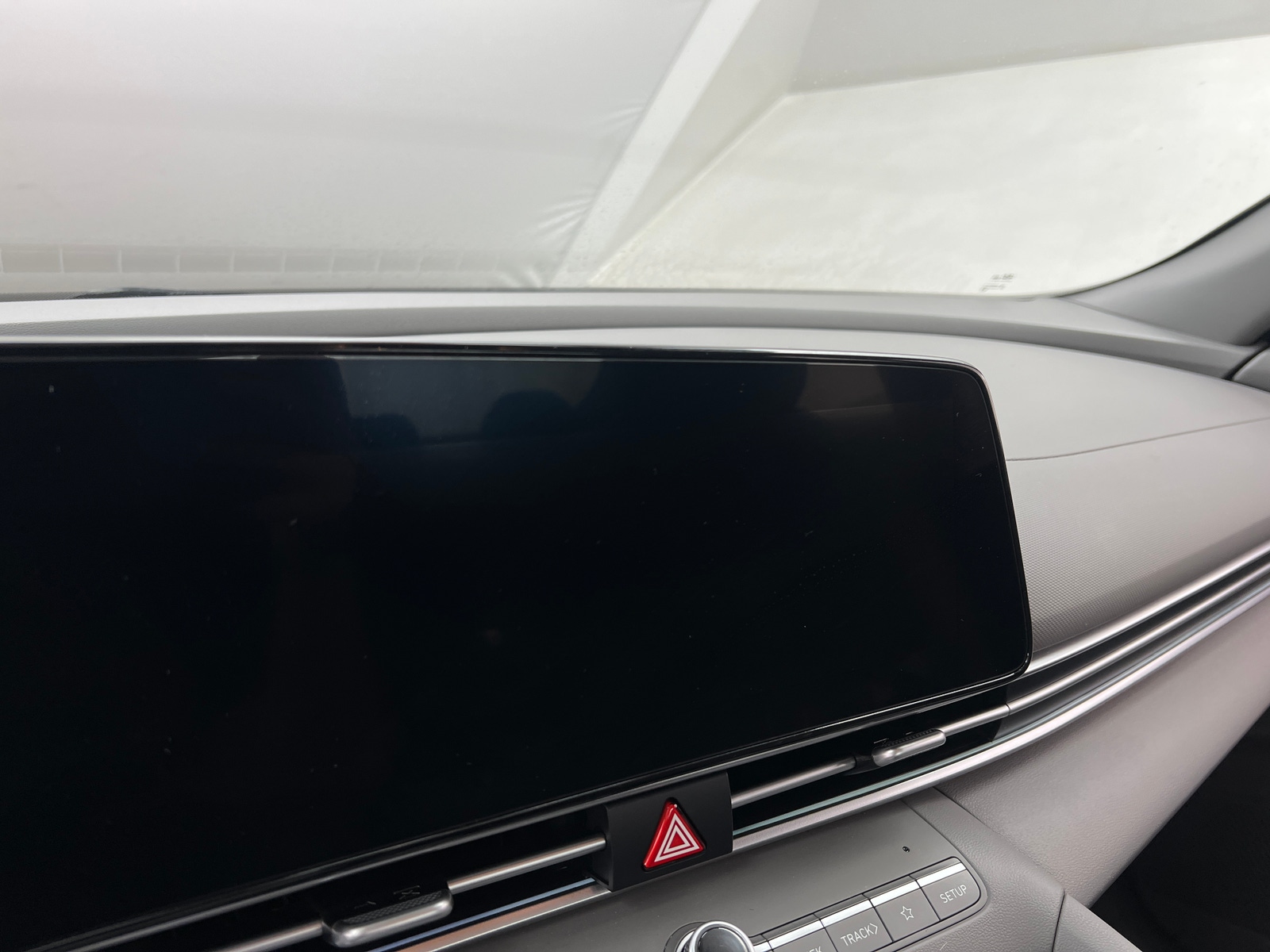 Thumbnail: 2025 Hyundai Elantra - 4
