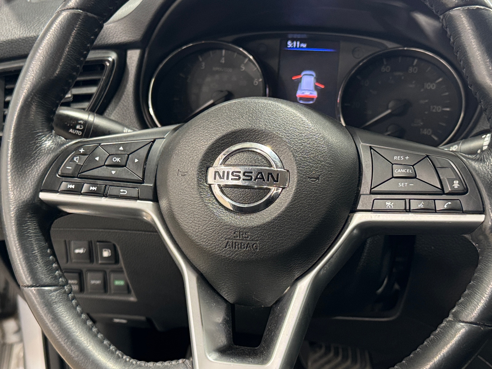 Thumbnail: 2018 Nissan Rogue - 5