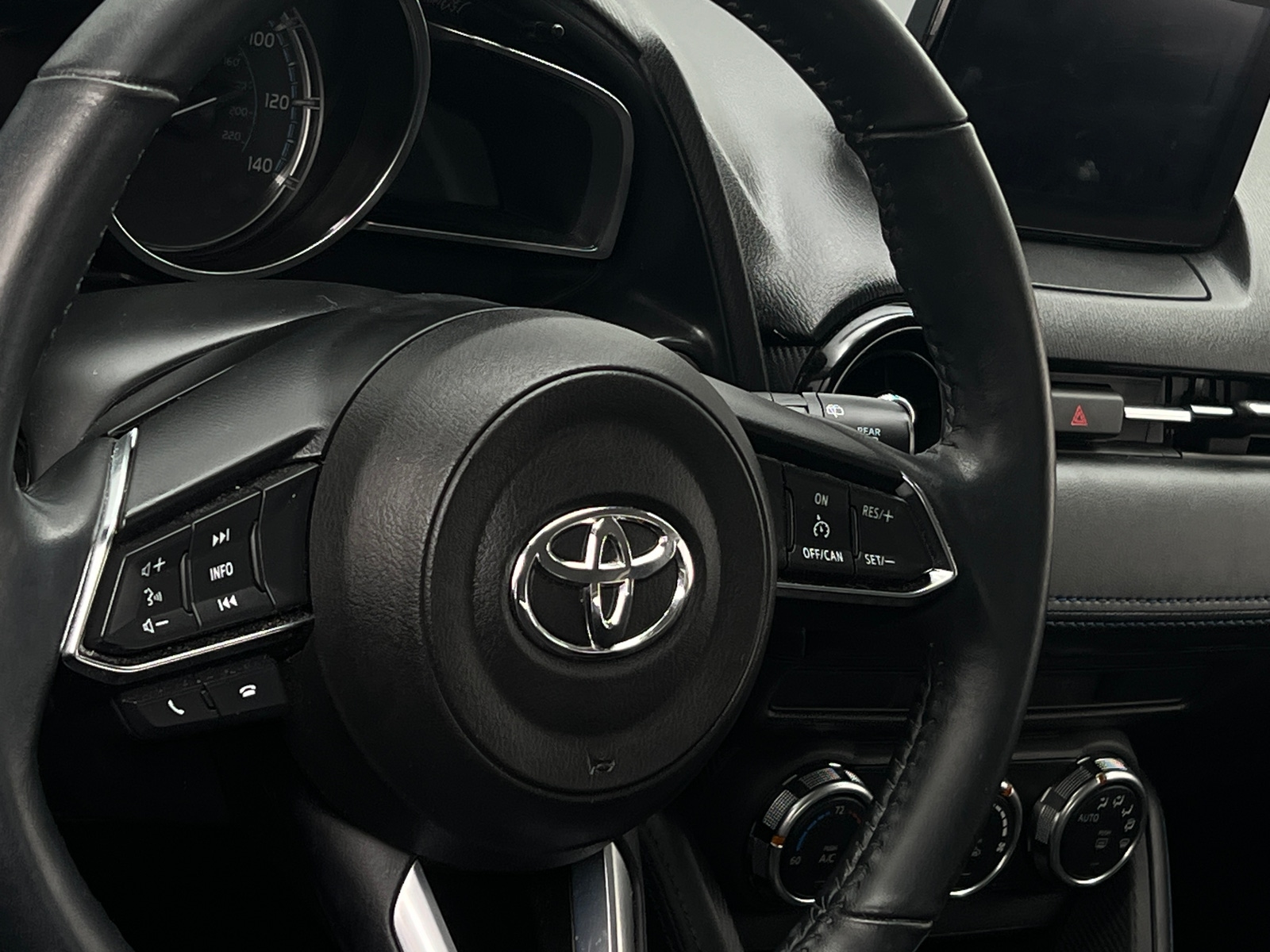 Thumbnail: 2020 Toyota Yaris - 4
