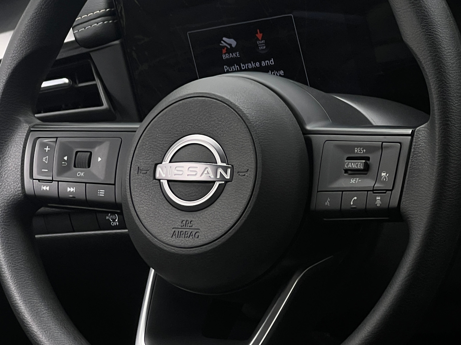 Thumbnail: 2025 Nissan Kicks - 5