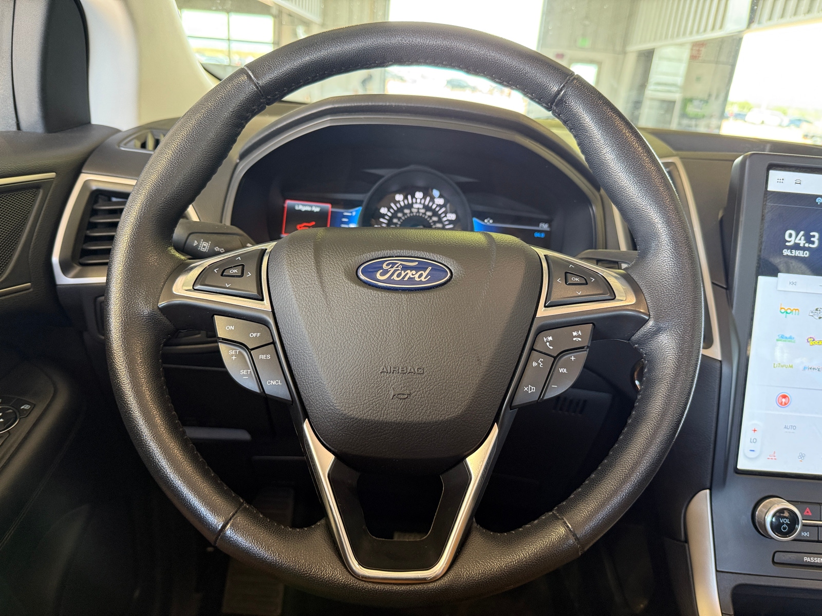 Thumbnail: 2023 Ford Edge - 4