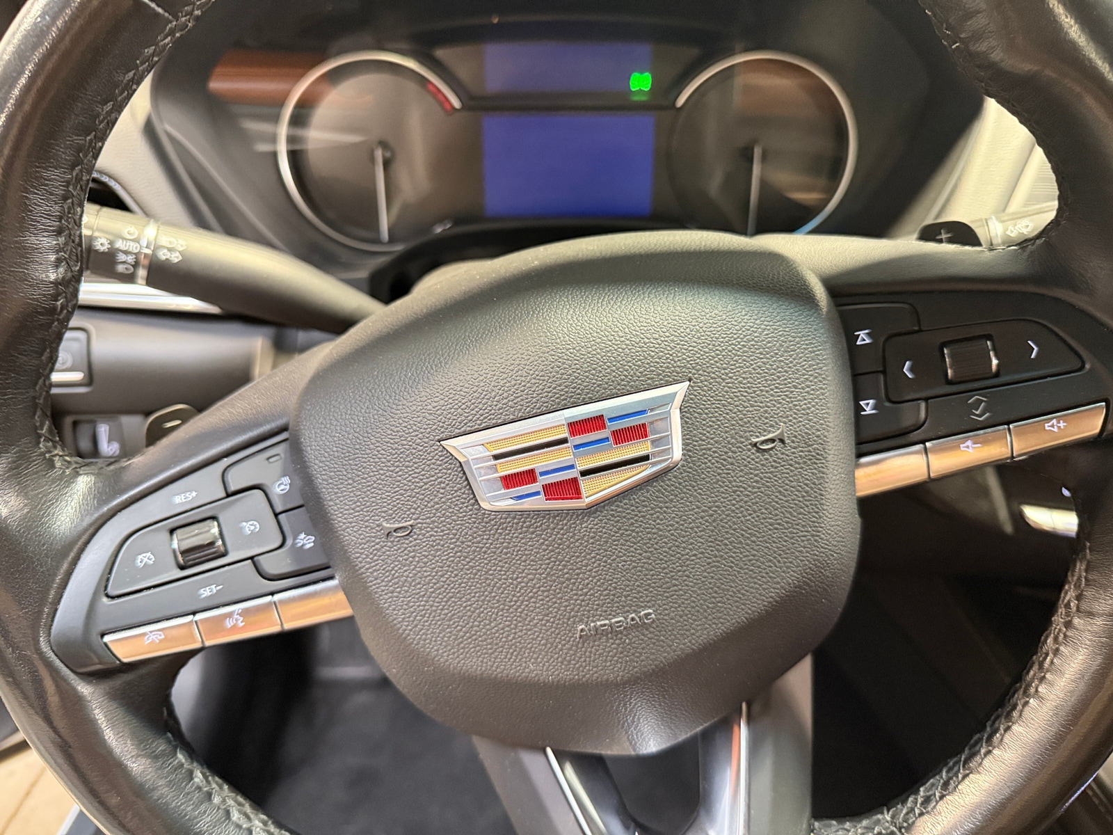 Thumbnail: 2023 Cadillac CT4 - 3