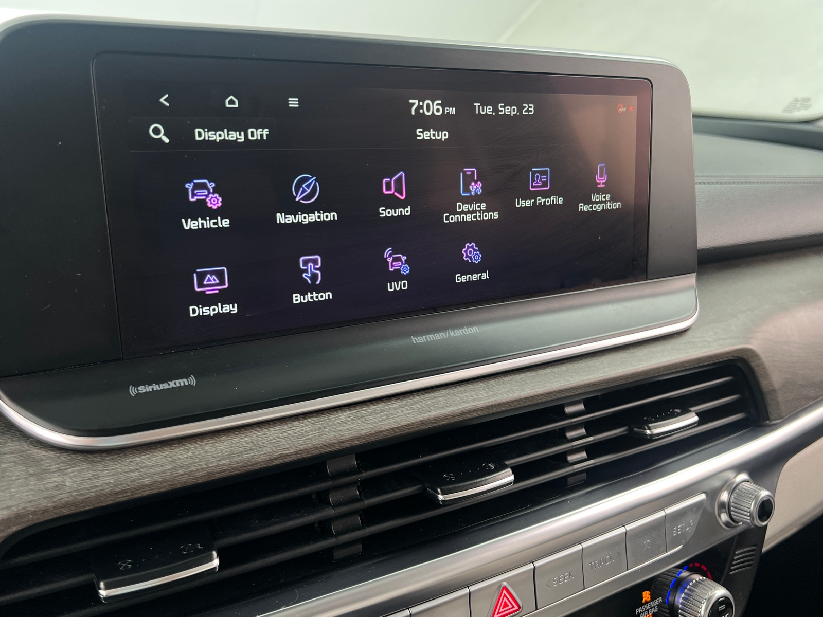 Thumbnail: 2021 Kia Telluride - 3