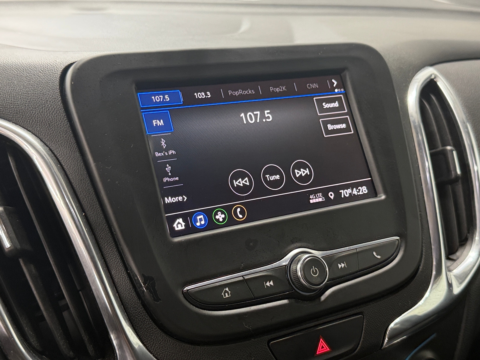 Thumbnail: 2020 Chevrolet Equinox - 4