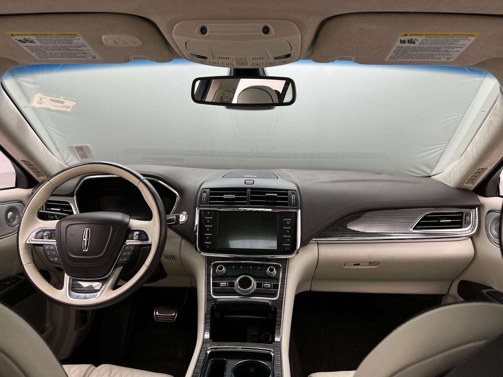 Thumbnail: 2017 Lincoln Continental - 2