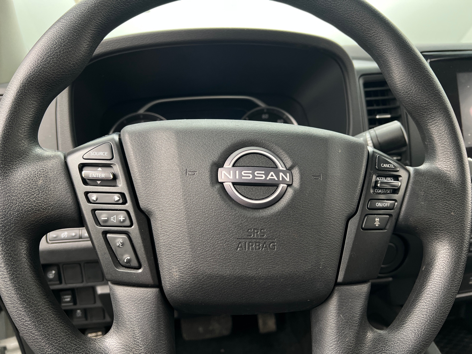 Thumbnail: 2022 Nissan Frontier - 5