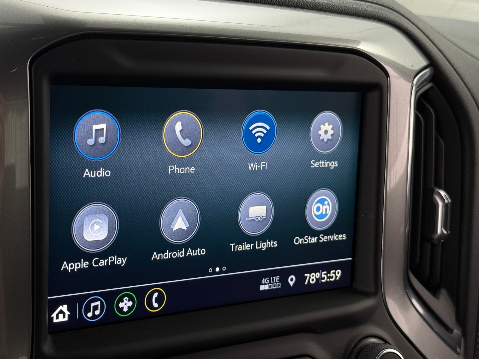 Thumbnail: 2022 Chevrolet Silverado 1500 - 4
