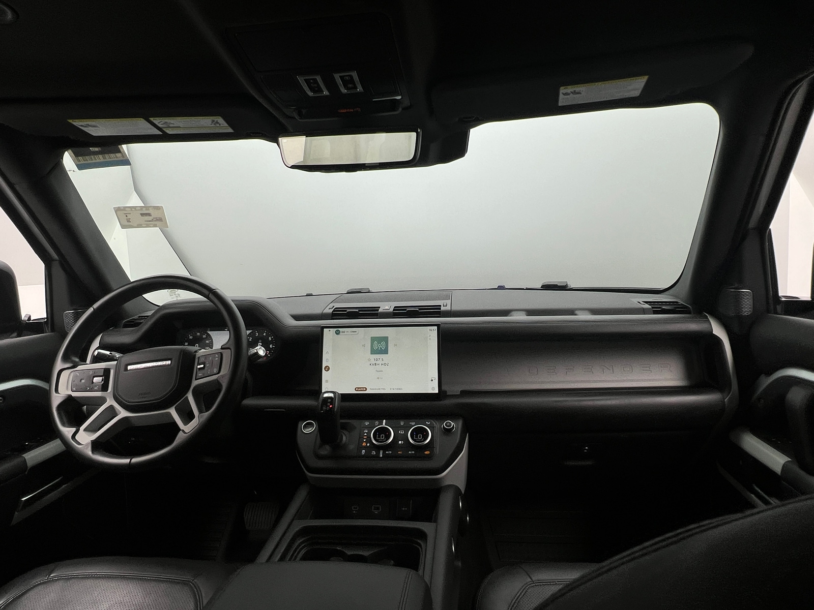 Thumbnail: 2022 Land Rover Defender - 2