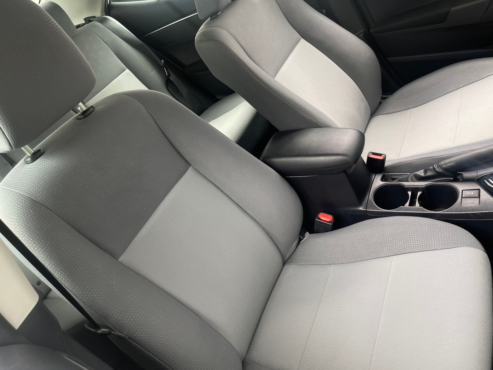 Thumbnail: 2014 Toyota Corolla - 2