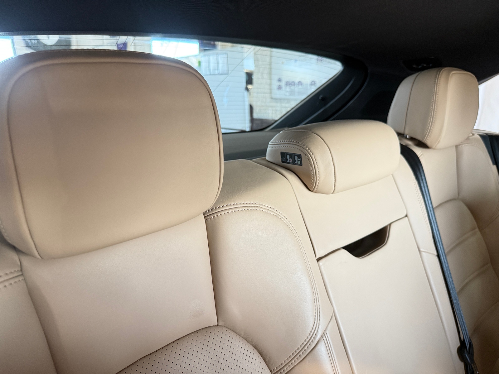 Thumbnail: 2019 Porsche Macan - 5