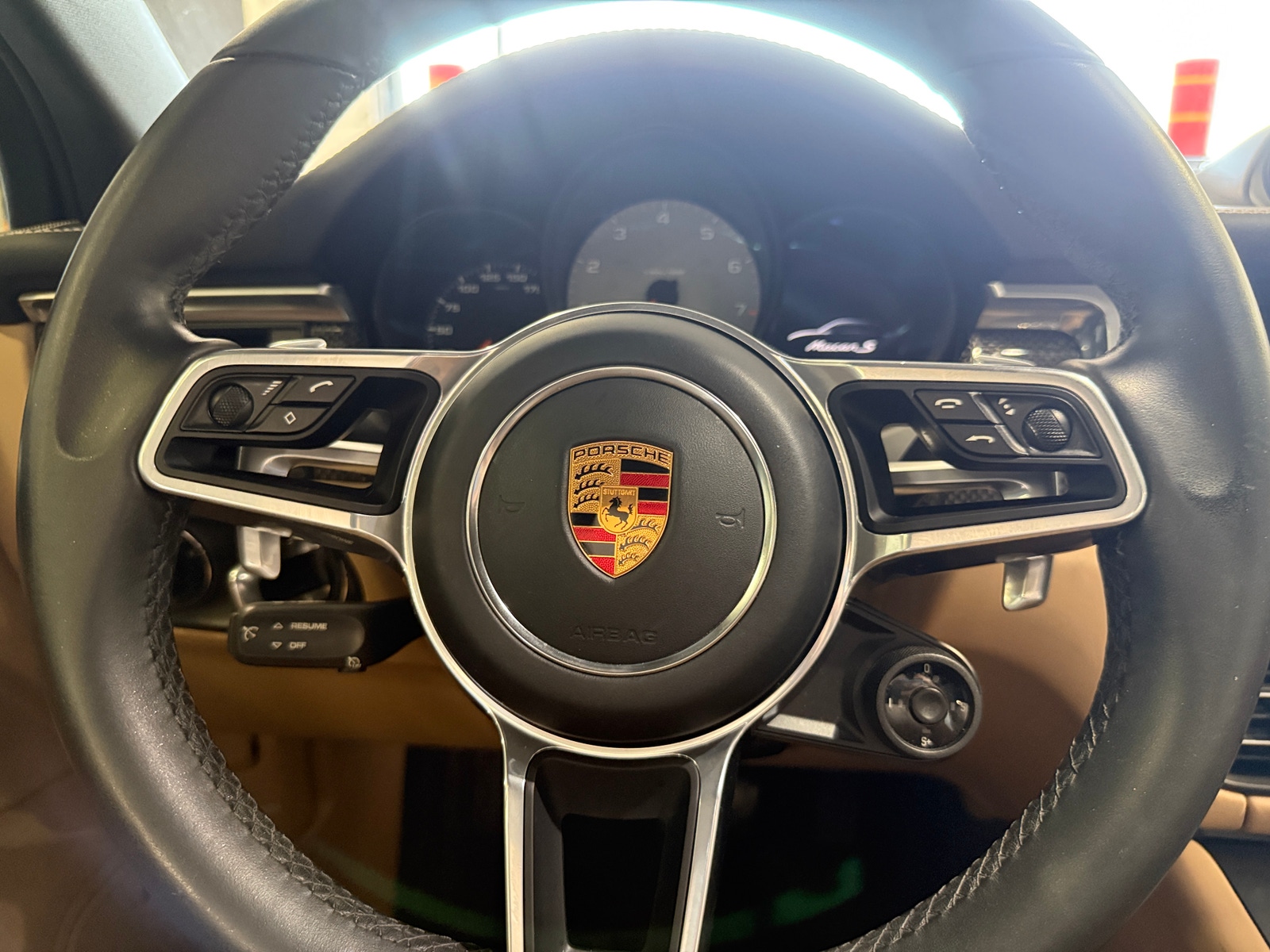 Thumbnail: 2019 Porsche Macan - 4