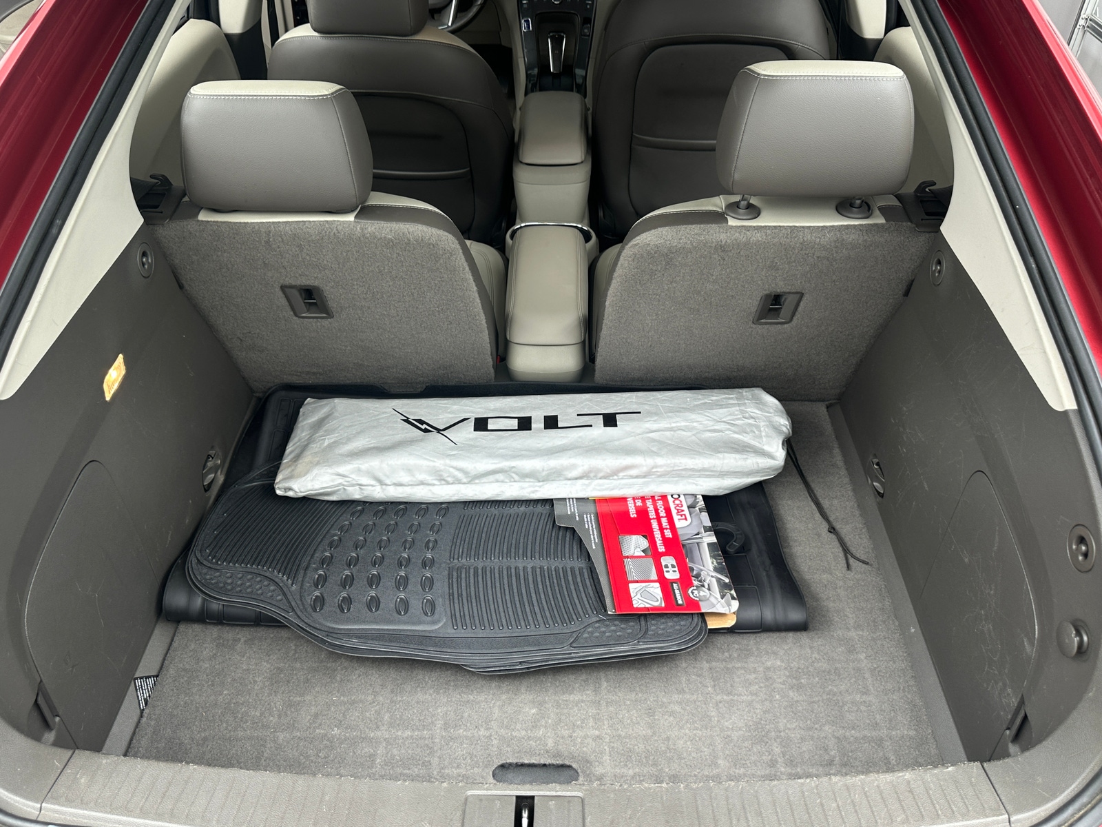 Thumbnail: 2015 Chevrolet Volt - 6