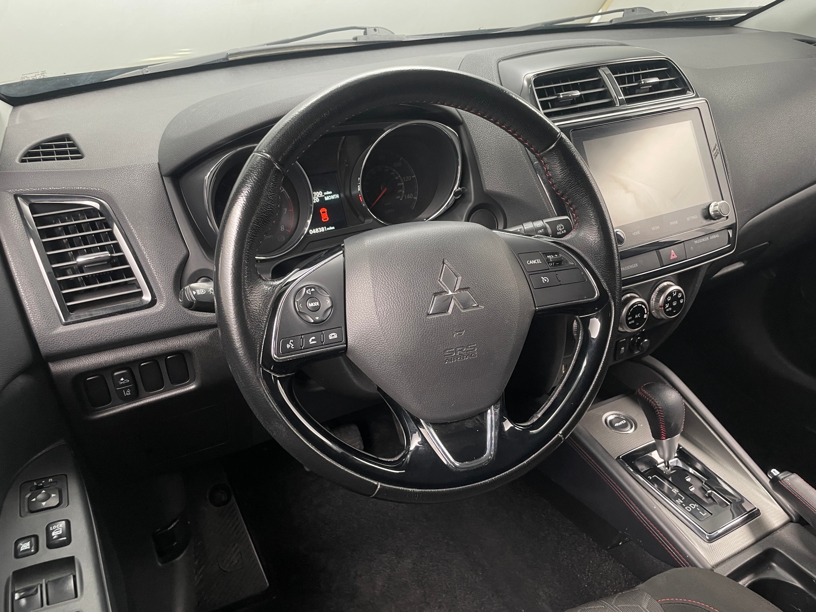 Thumbnail: 2023 Mitsubishi Outlander Sport - 5