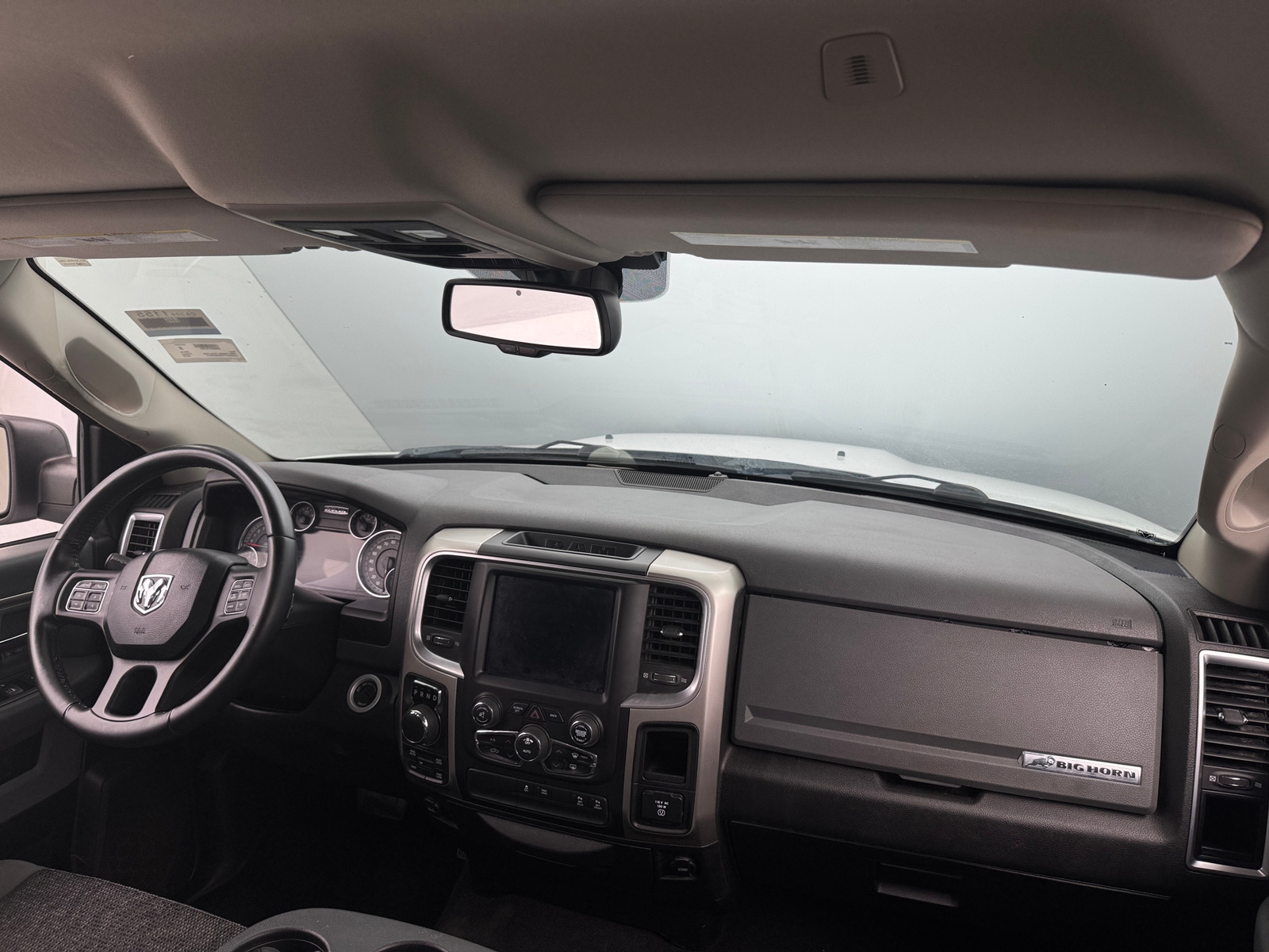 Thumbnail: 2019 RAM 1500 Classic - 3