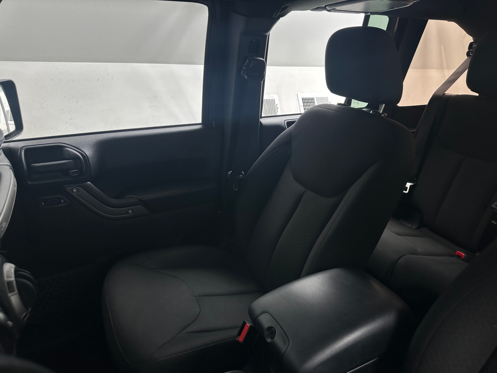 Thumbnail: 2016 Jeep Wrangler - 2