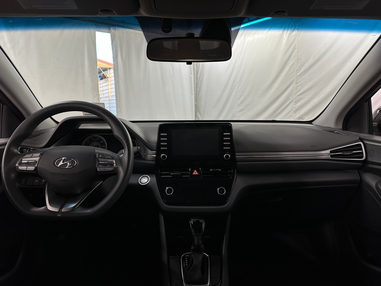 Thumbnail: 2020 Hyundai Ioniq - 3