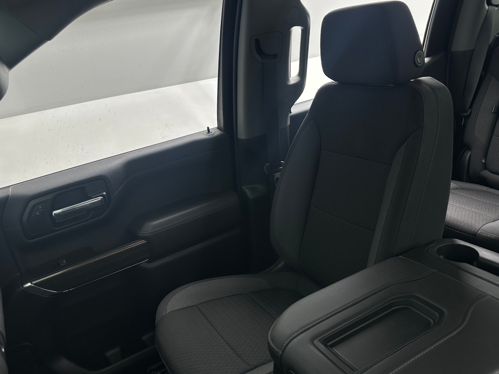 Thumbnail: 2022 Chevrolet Silverado 1500 - 2