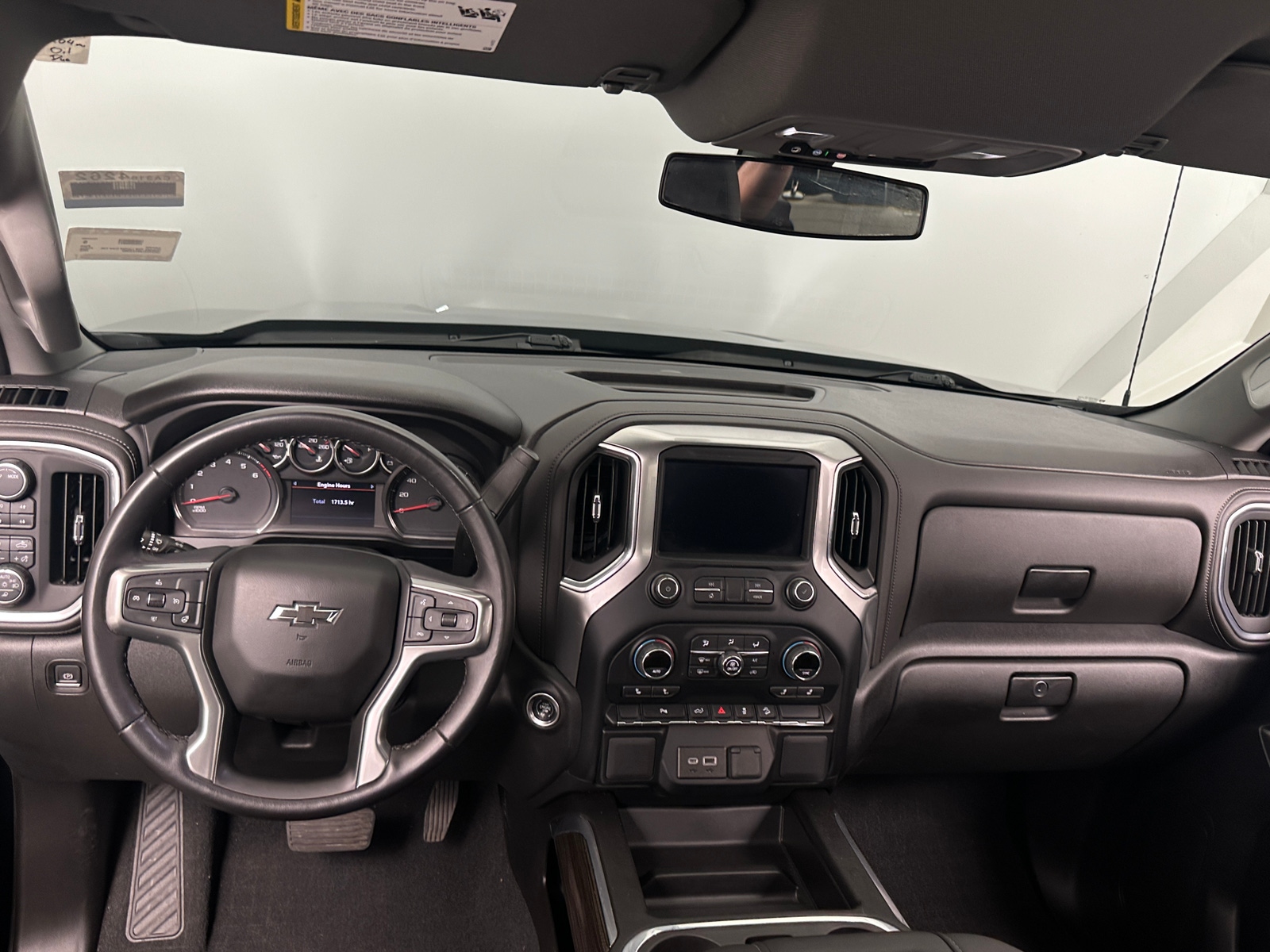 Thumbnail: 2022 Chevrolet Silverado 1500 - 3