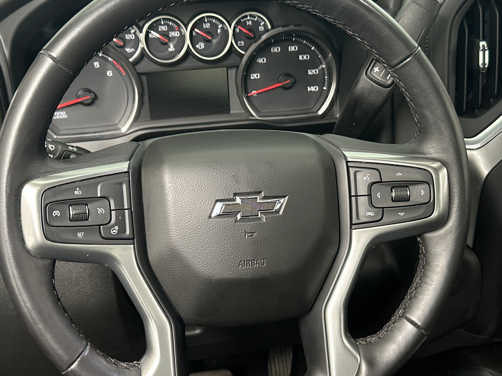 Thumbnail: 2022 Chevrolet Silverado 1500 - 5