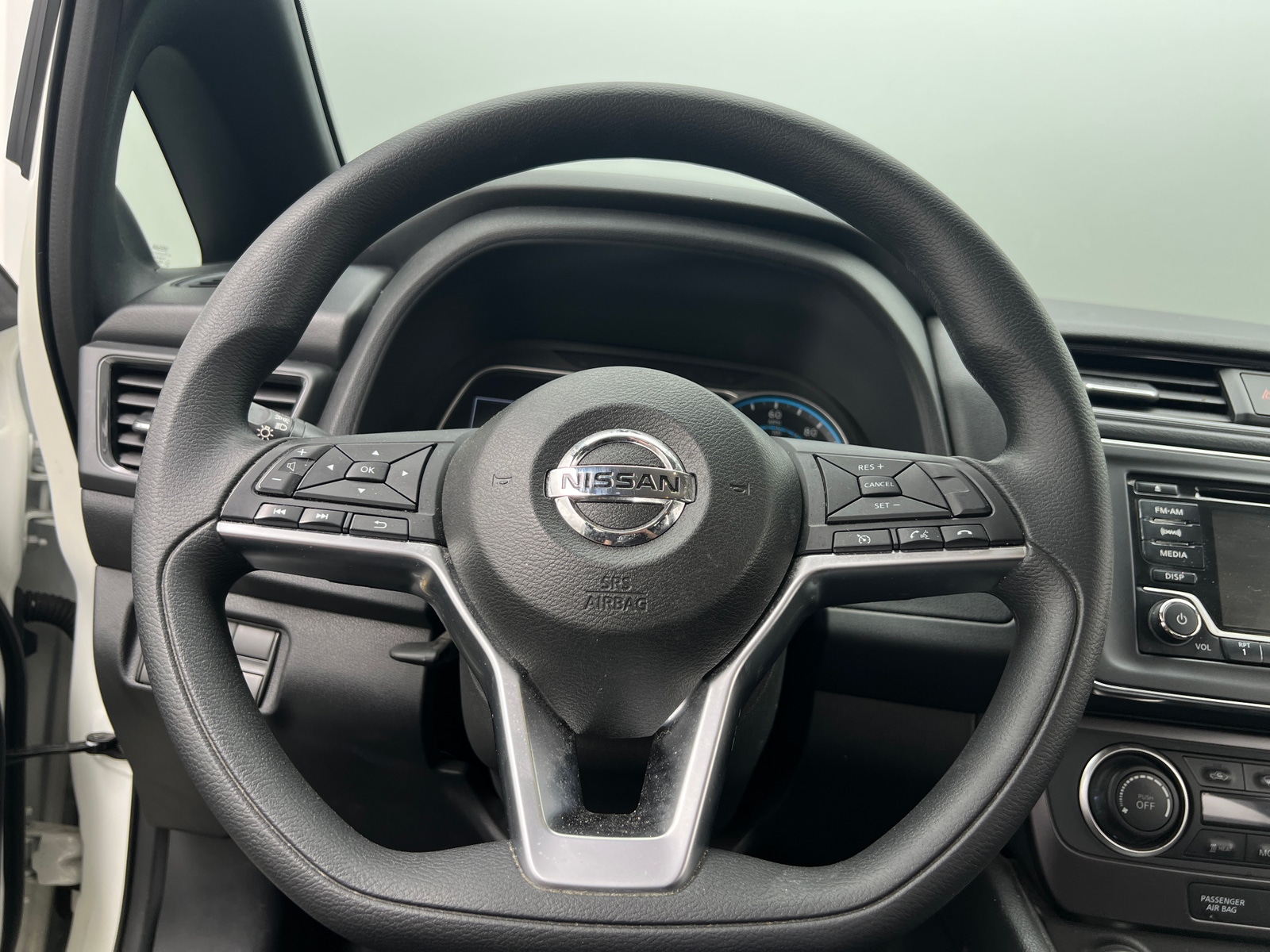 Thumbnail: 2019 Nissan Leaf - 5