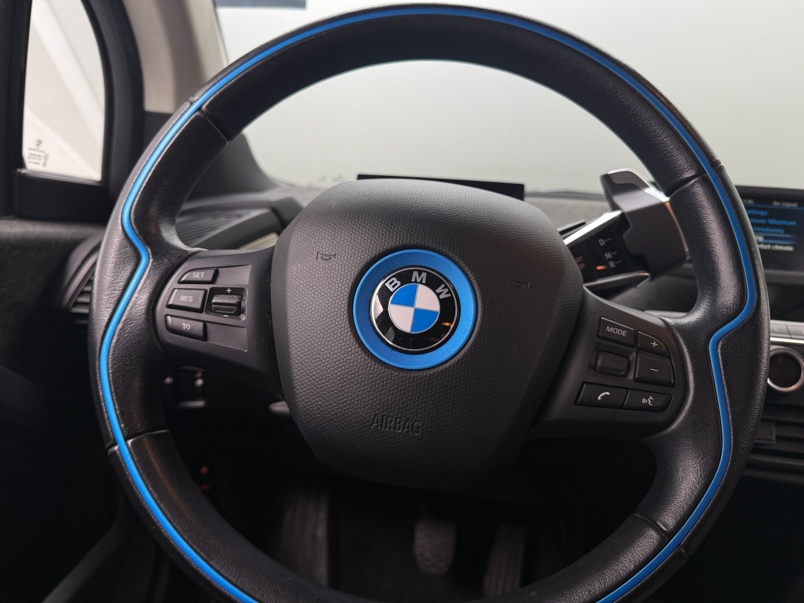 Thumbnail: 2017 BMW i3 - 5
