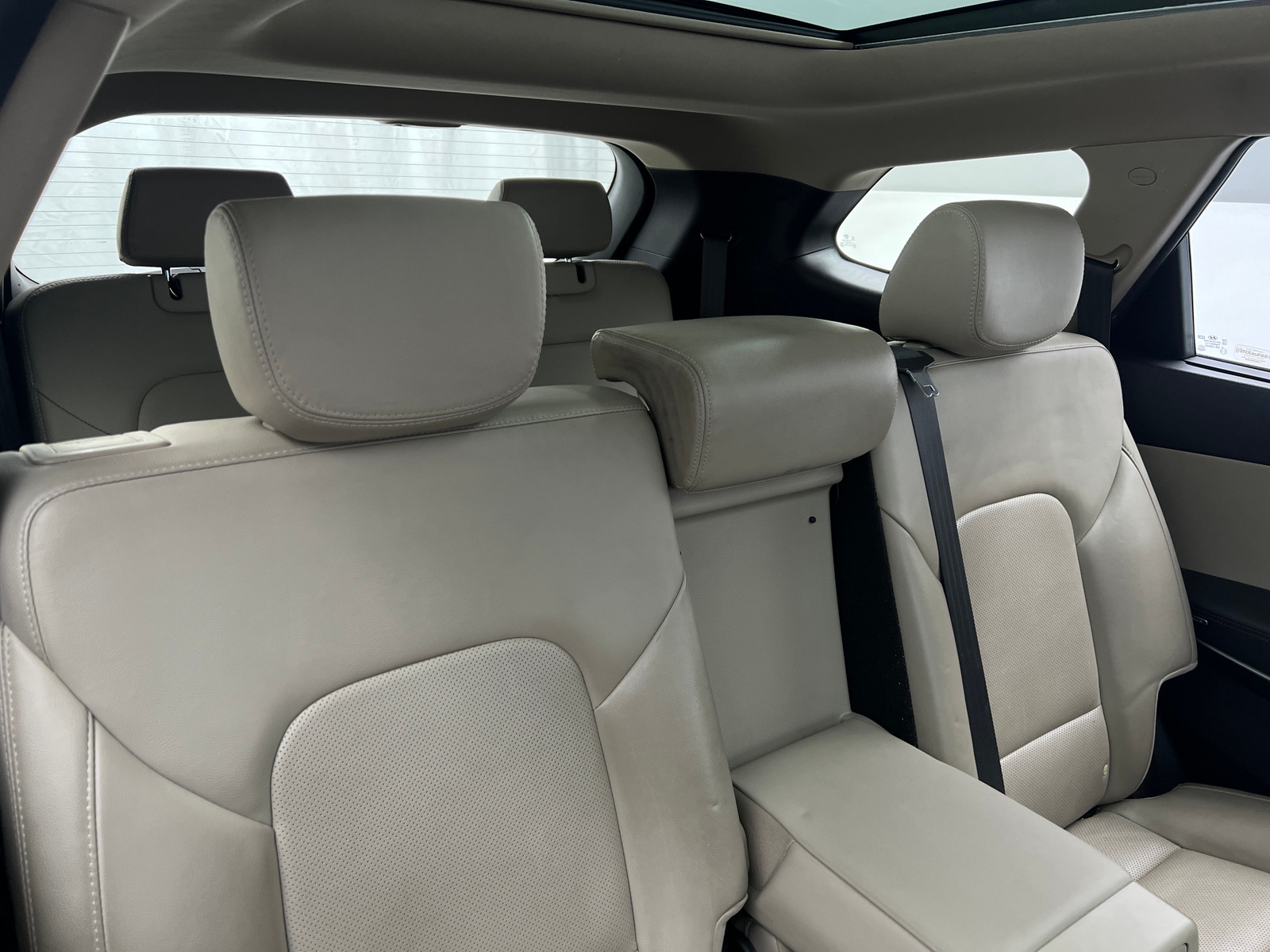 Thumbnail: 2017 Hyundai Santa Fe - 5