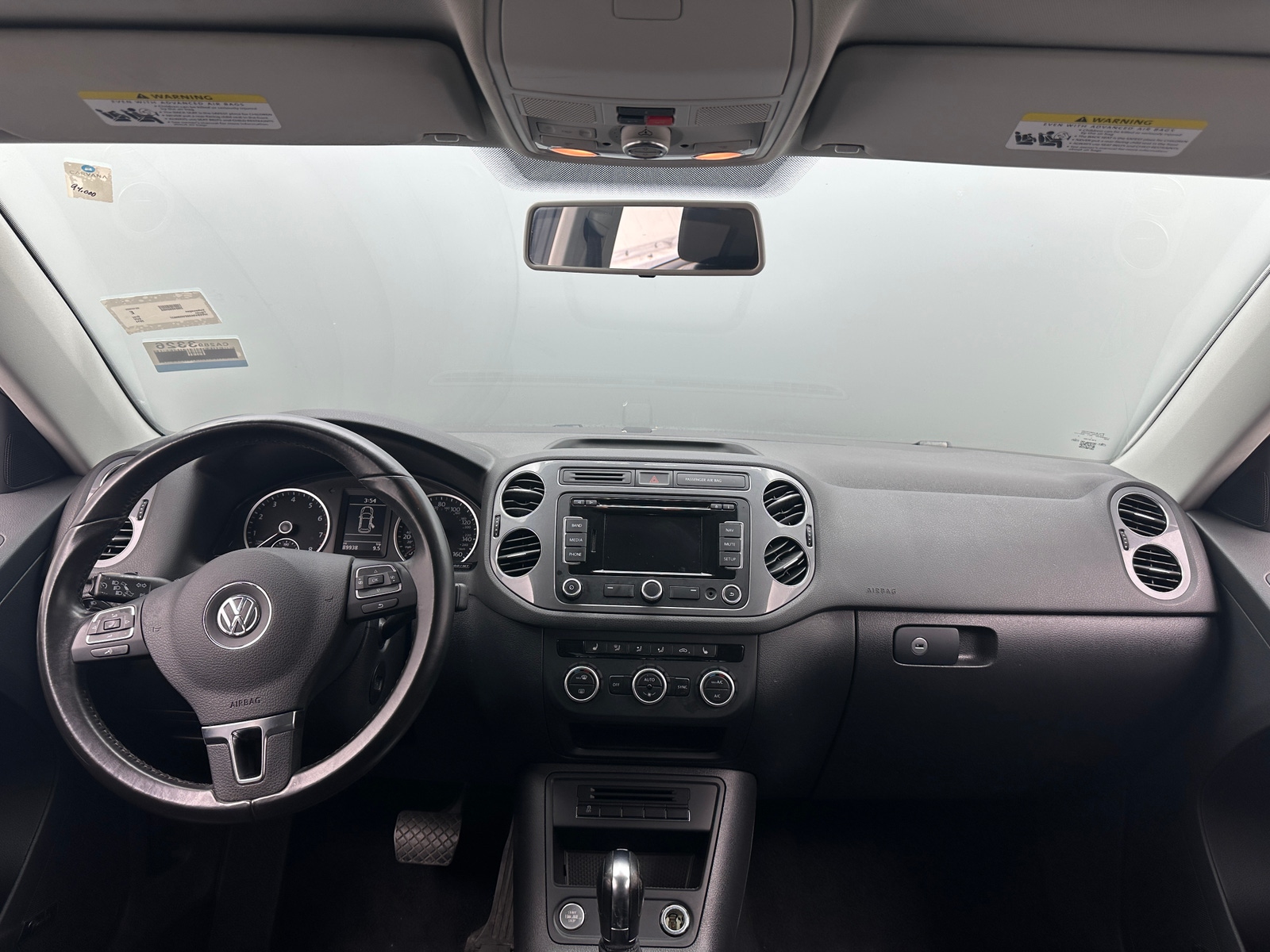 Thumbnail: 2014 Volkswagen Tiguan - 3