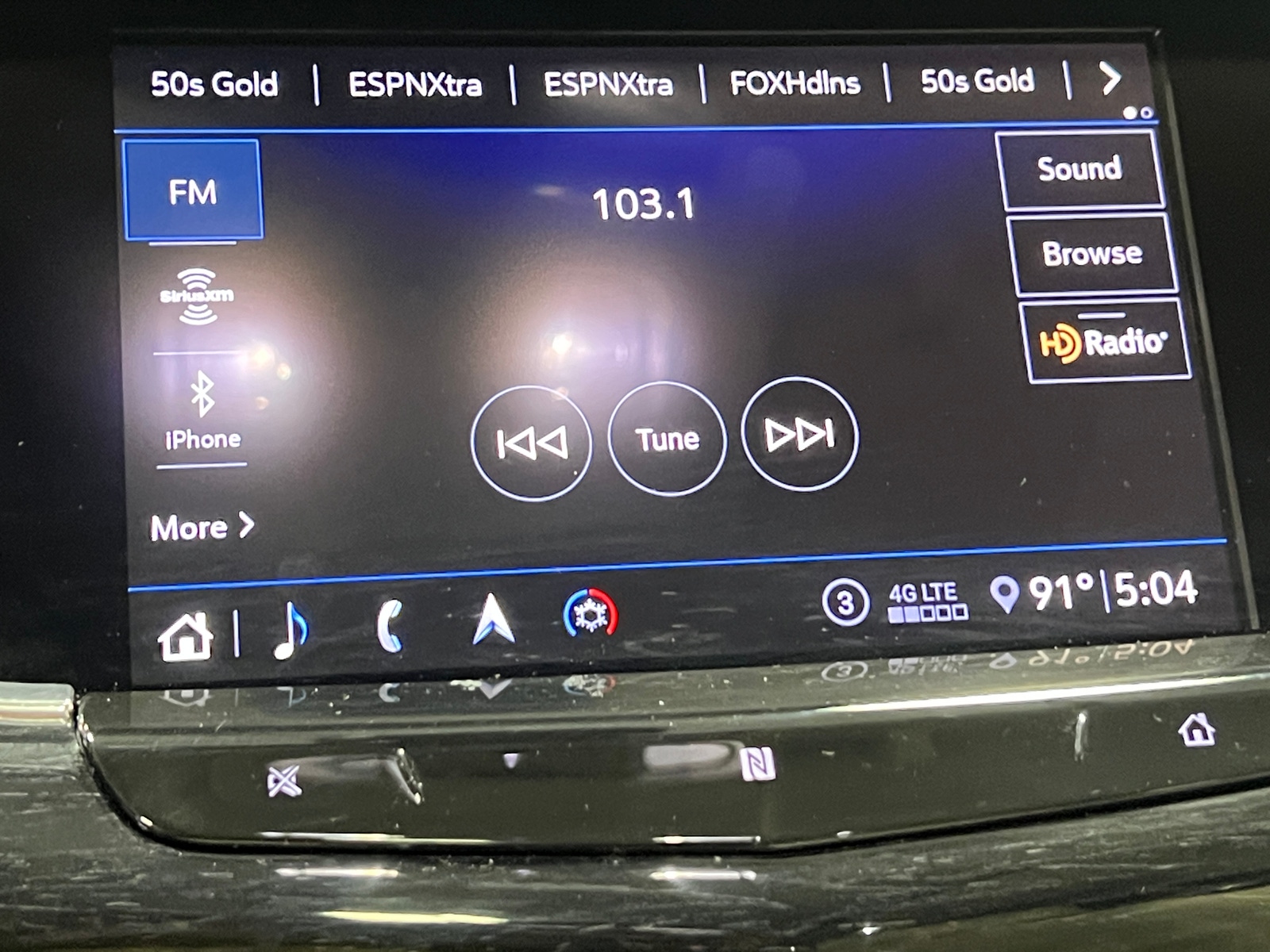Thumbnail: 2020 Cadillac XT6 - 3
