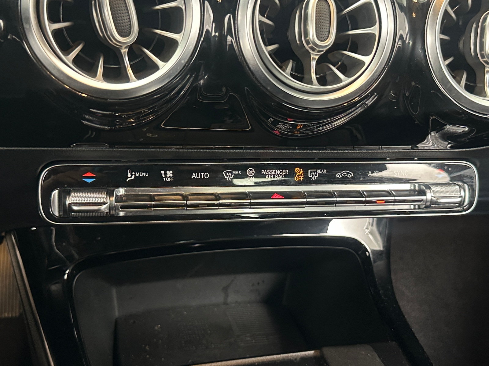 Thumbnail: 2020 Mercedes-Benz A-Class - 3