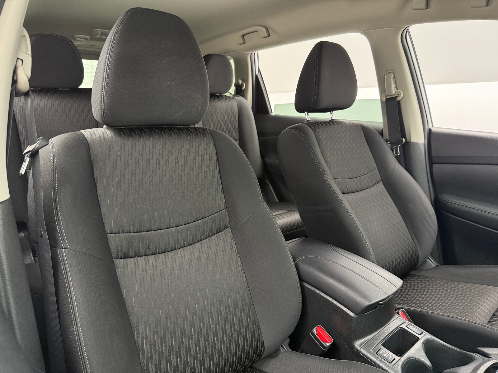 Thumbnail: 2019 Nissan Rogue - 2