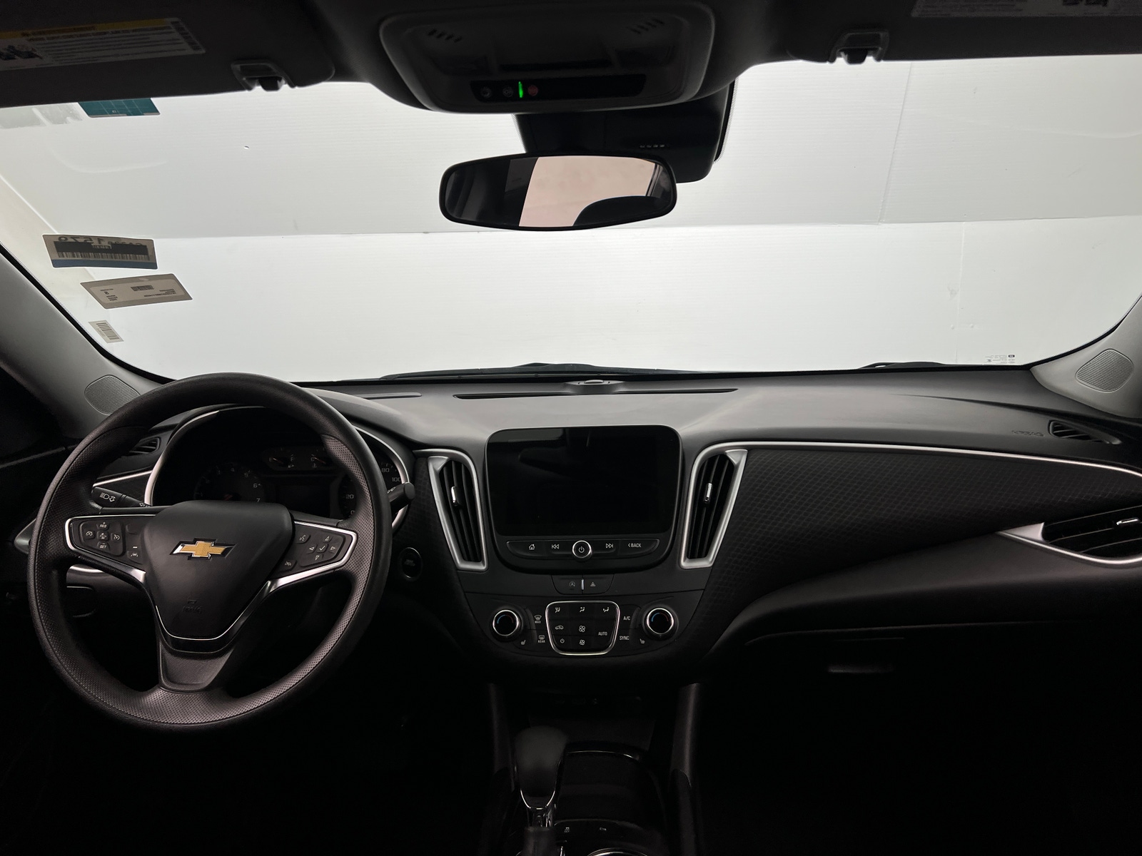 Thumbnail: 2024 Chevrolet Malibu - 3