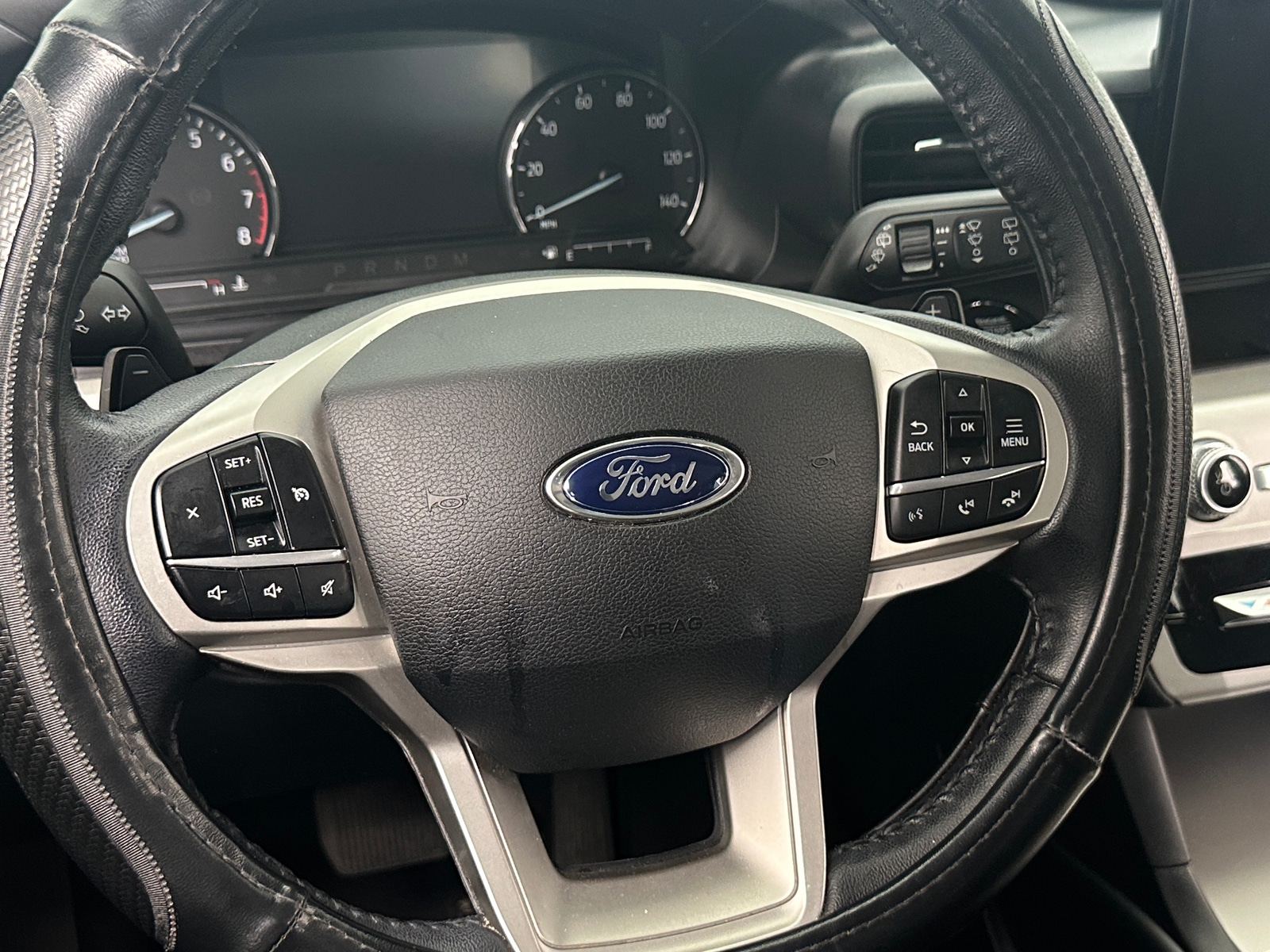 Thumbnail: 2021 Ford Explorer - 5
