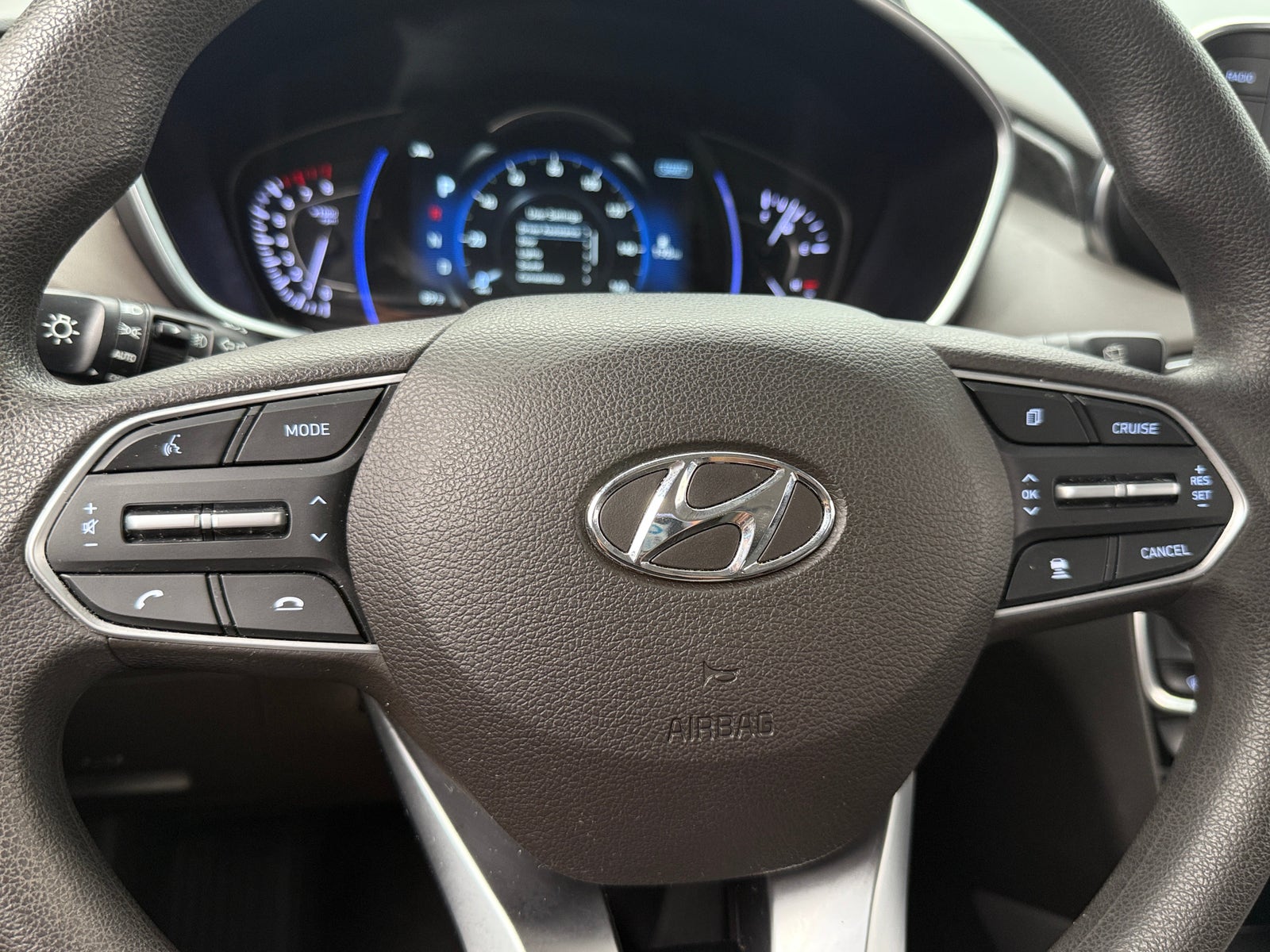 Thumbnail: 2020 Hyundai Santa Fe - 5
