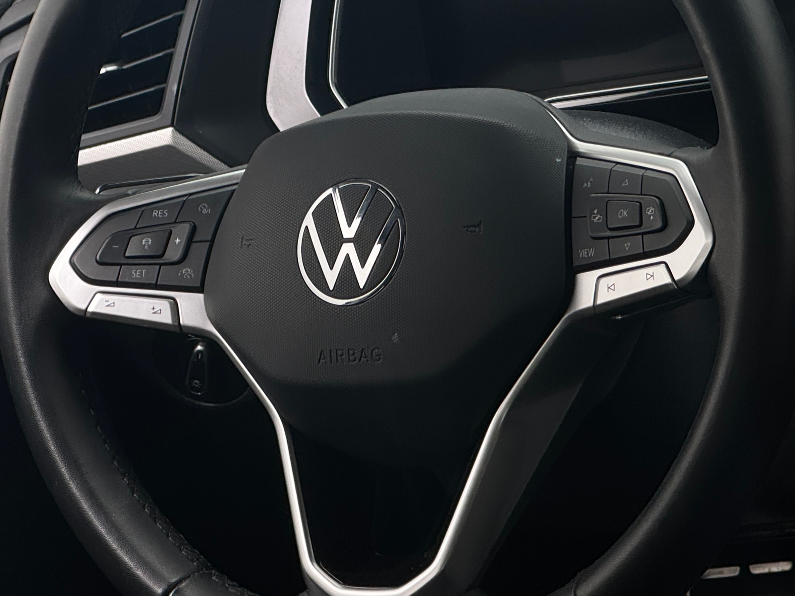 Thumbnail: 2024 Volkswagen Jetta - 5