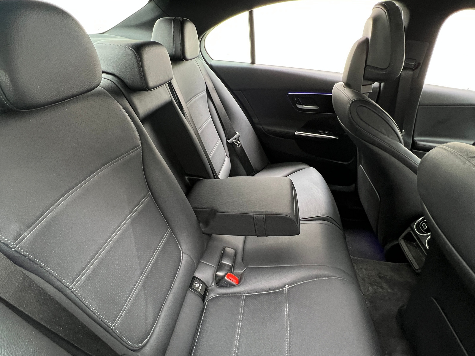 Thumbnail: 2024 Mercedes-Benz C-Class - 5