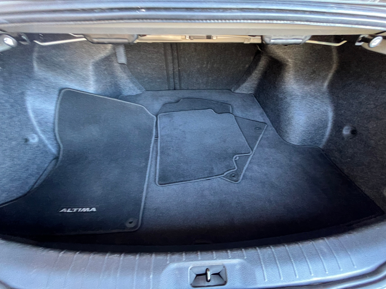 Thumbnail: 2024 Nissan Altima - 6