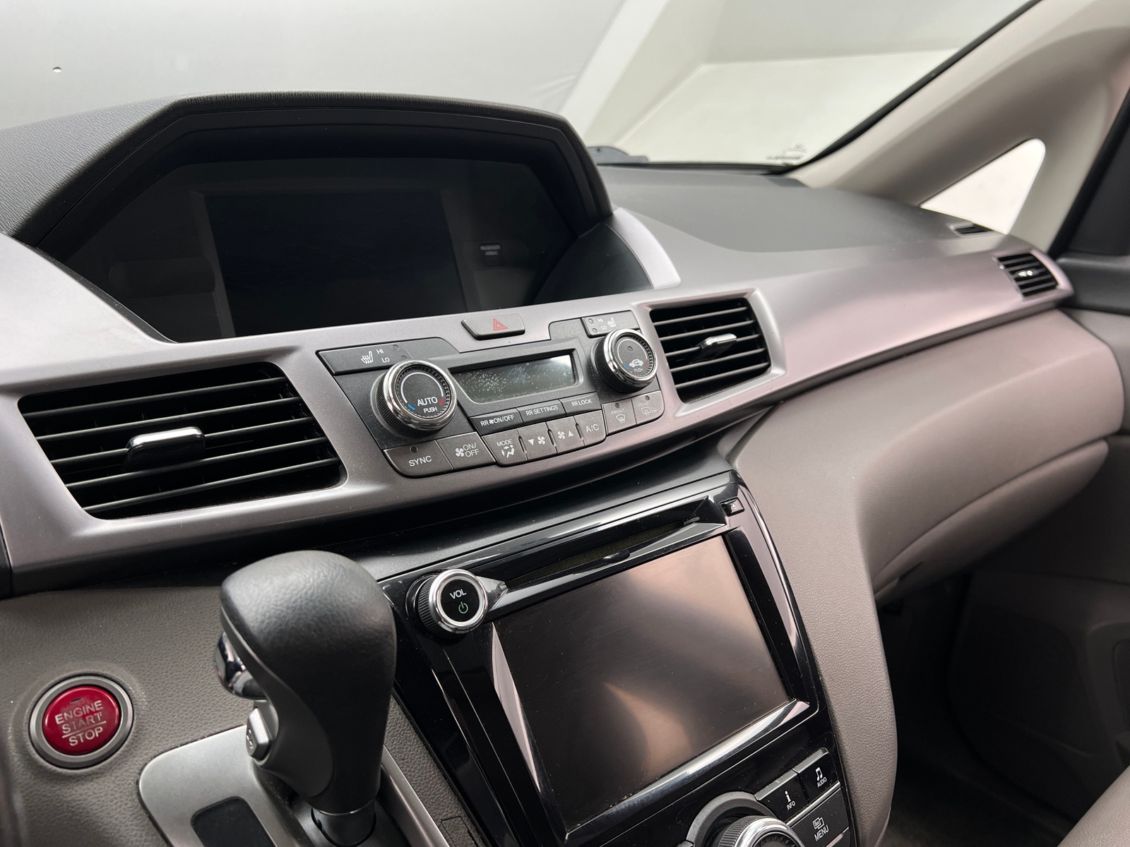 Thumbnail: 2014 Honda Odyssey - 3