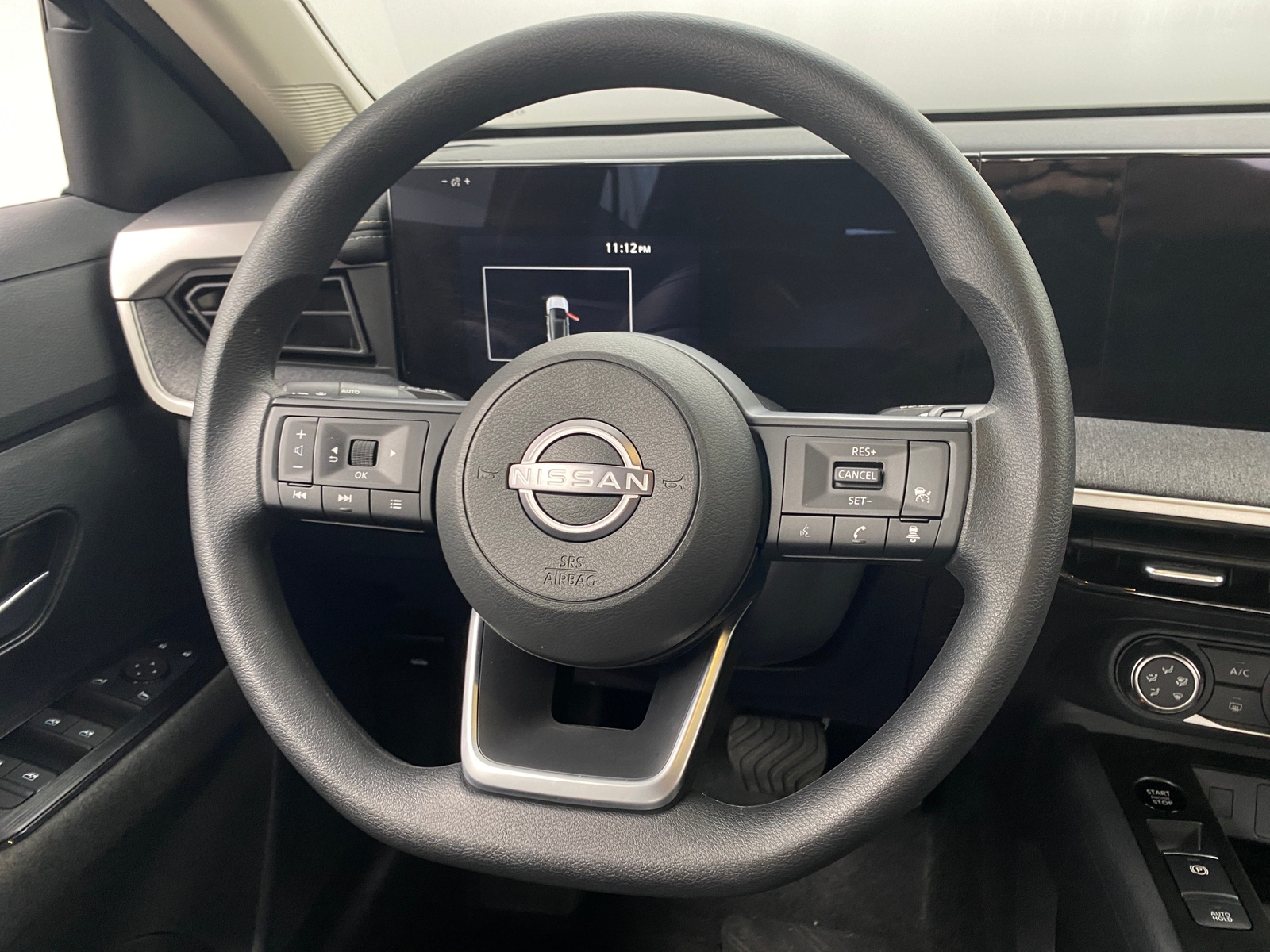 Thumbnail: 2025 Nissan Kicks - 5