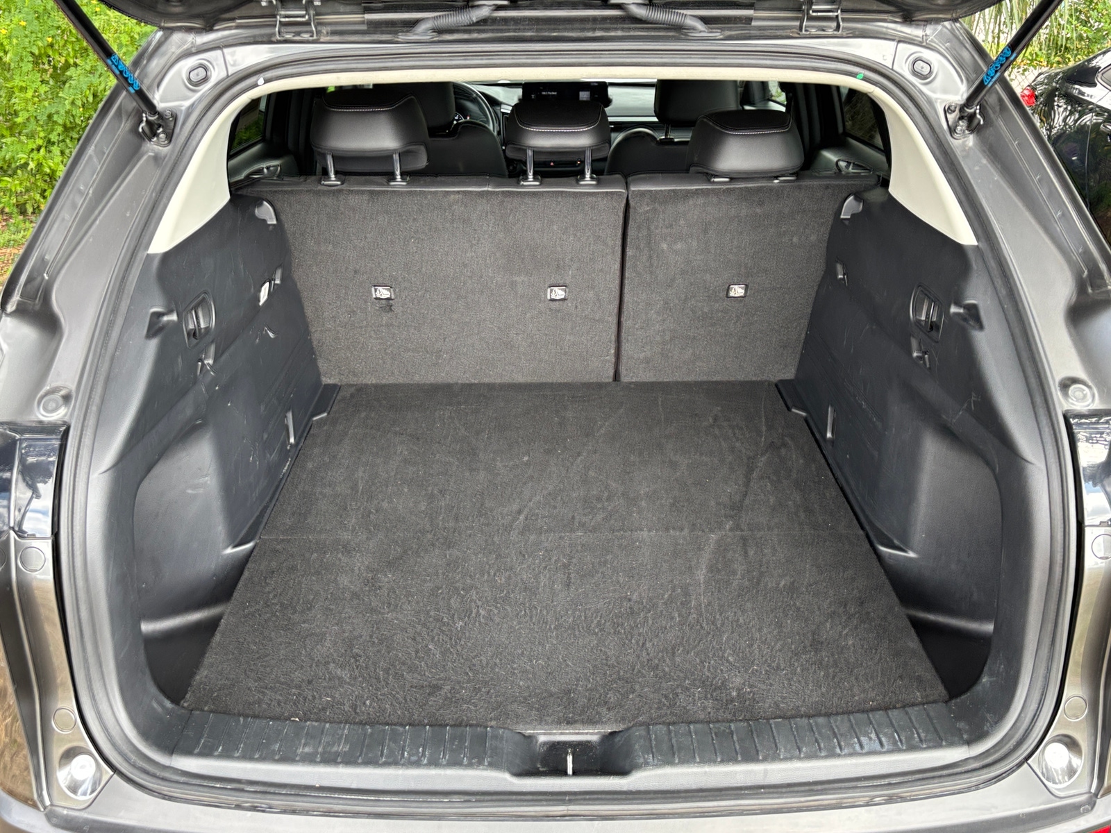 Thumbnail: 2025 Mazda CX-50 - 5