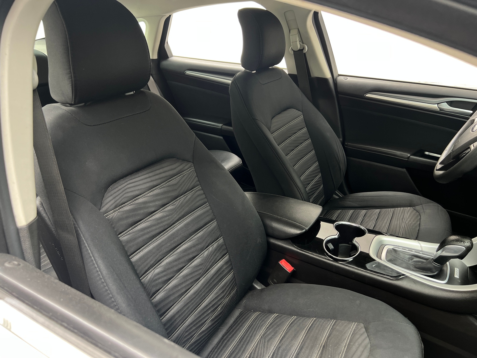 Thumbnail: 2016 Ford Fusion - 2